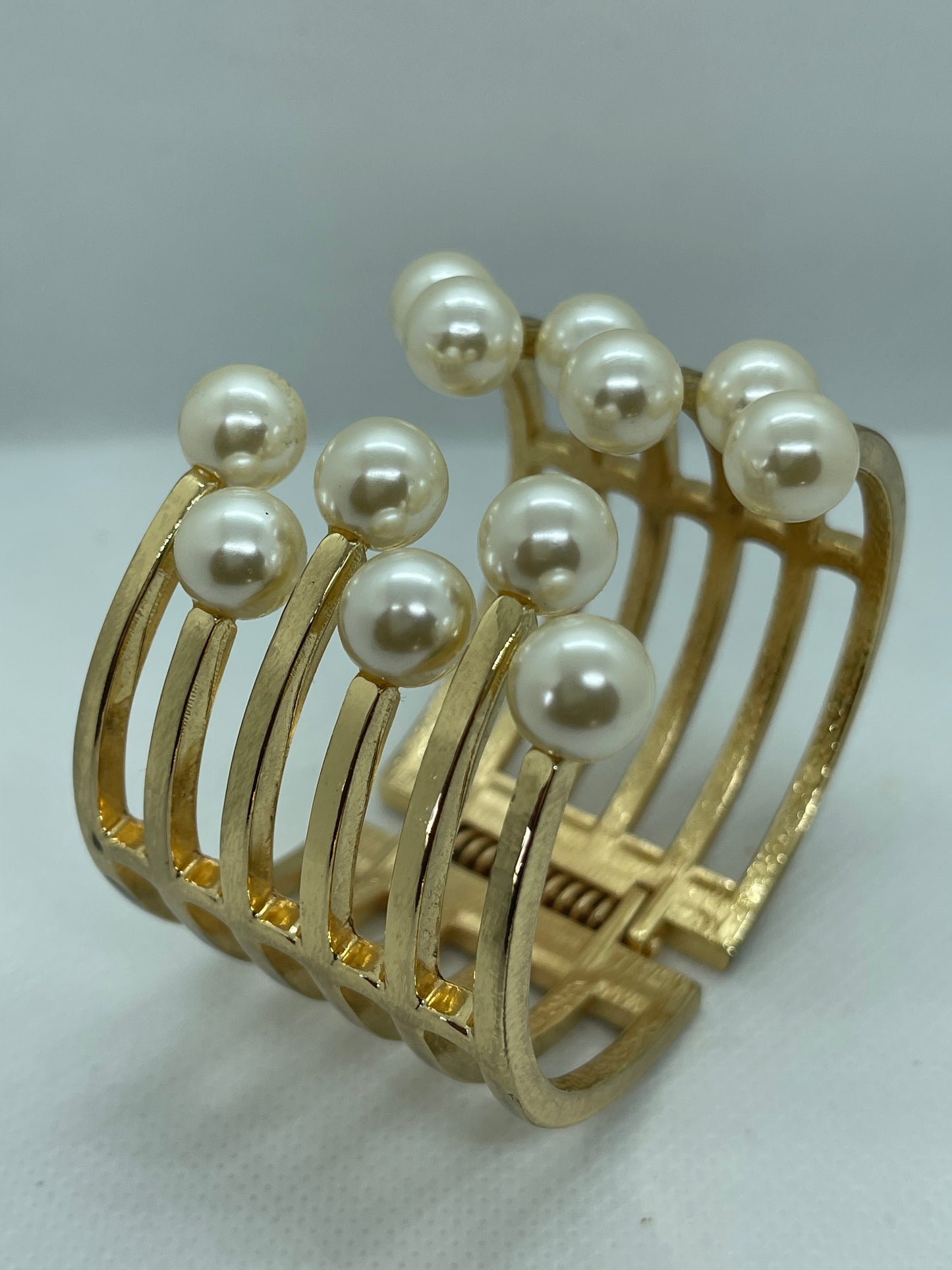 Gold'en Pearl Cuff Bracelet